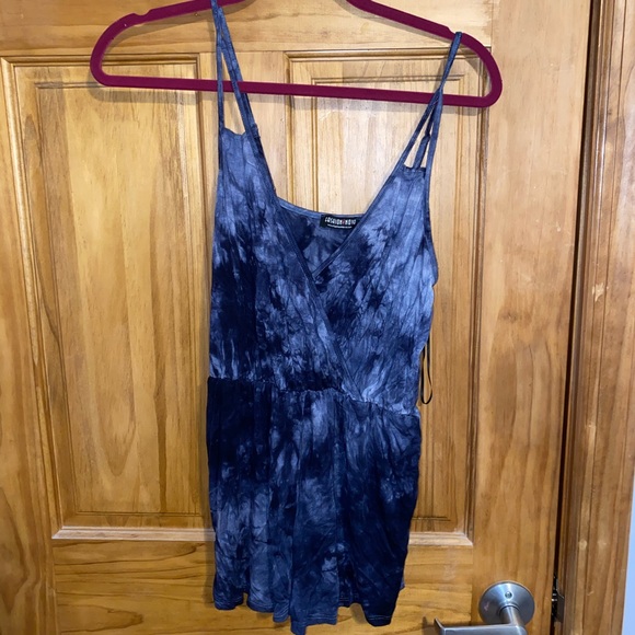 Fashion Nova Navy Romper - Picture 1 of 2